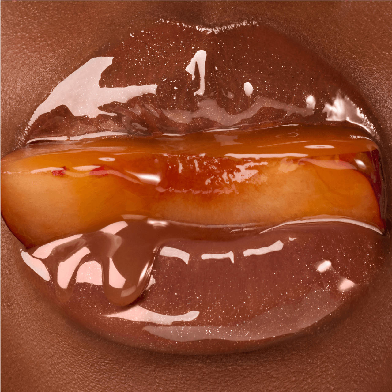 Honey Infused Lip Oil 2